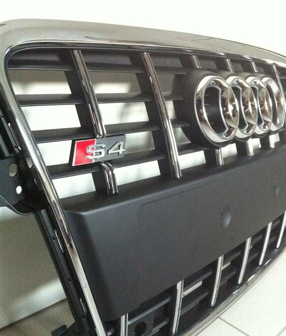 Audi A4 8K B8 Umbau auf S4 Kühlergrill